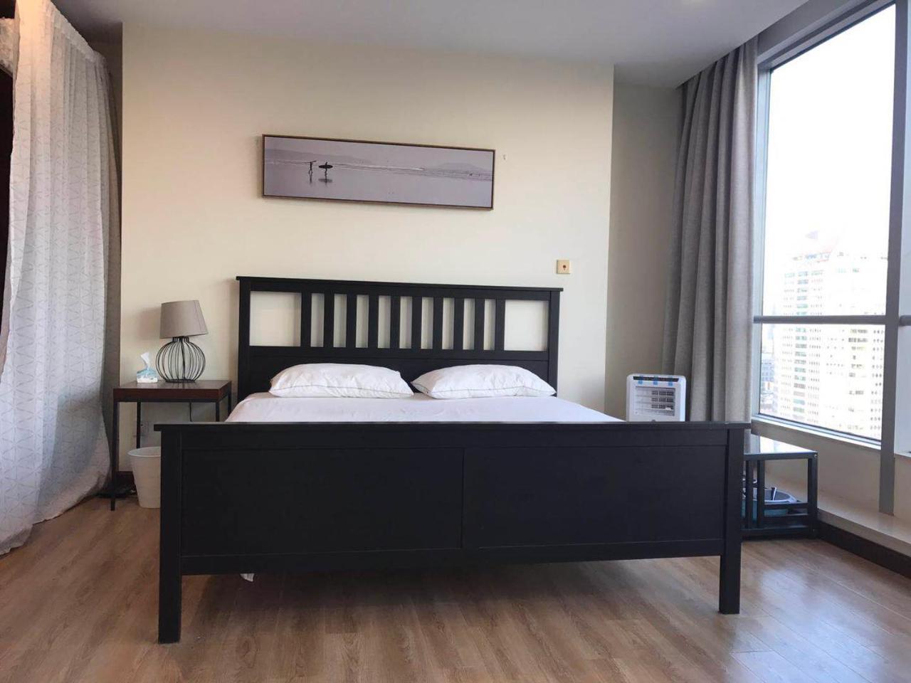 Apartment River House